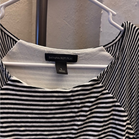 Long Sleeve, cinched midi dress-size L - Picture 3 of 3